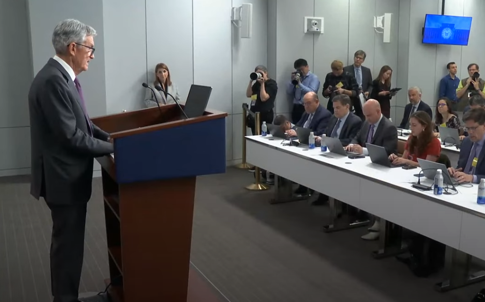 Powell tacitly concedes a recession is coming