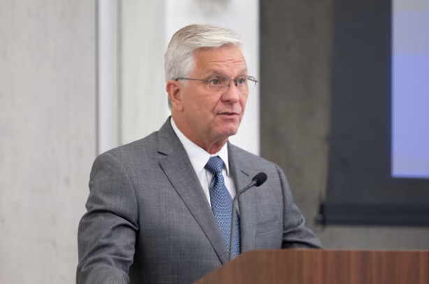 Waller opens the door to rate cuts